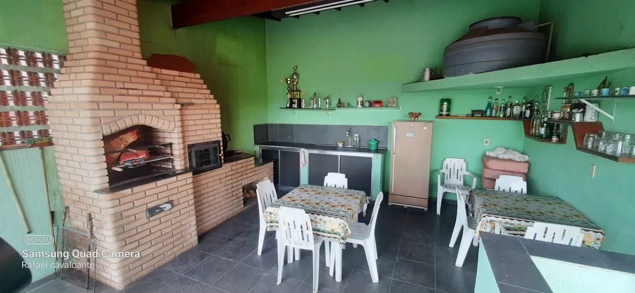 Casa à venda em Osasco-SP, Cidade das Flores: 3 quartos, 3 banheiros, 2 vagas. Valor R$630