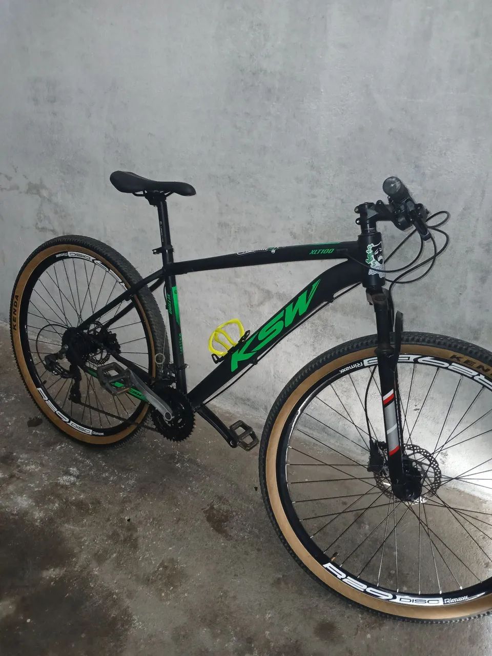 Bicicleta KSW XT100 kit shimano freios hidráulicos k7 cubos de alumínio toda top