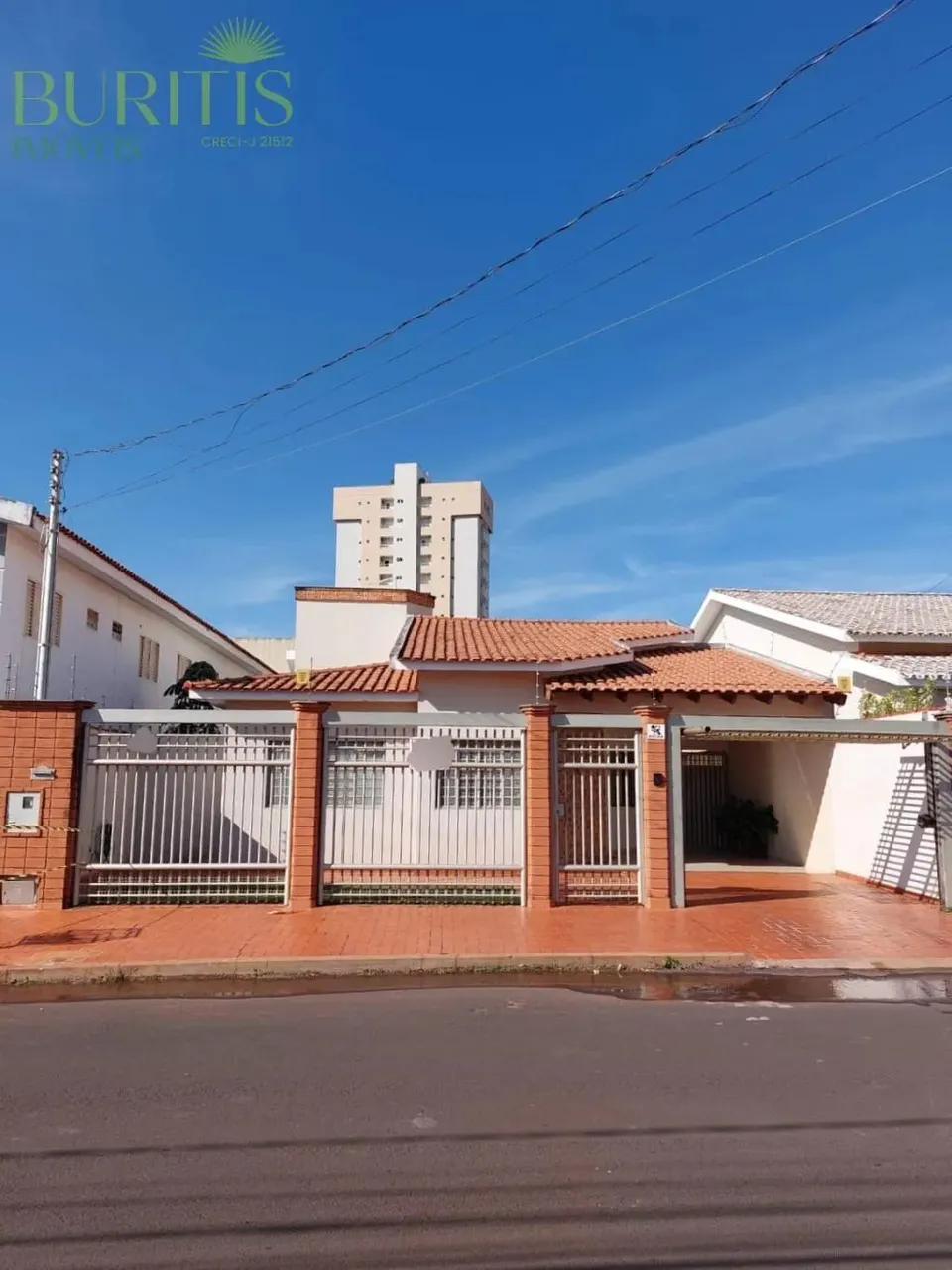 Casa à venda em Rio Verde, Setor Universitário, com 2 quartos, com 143 m²