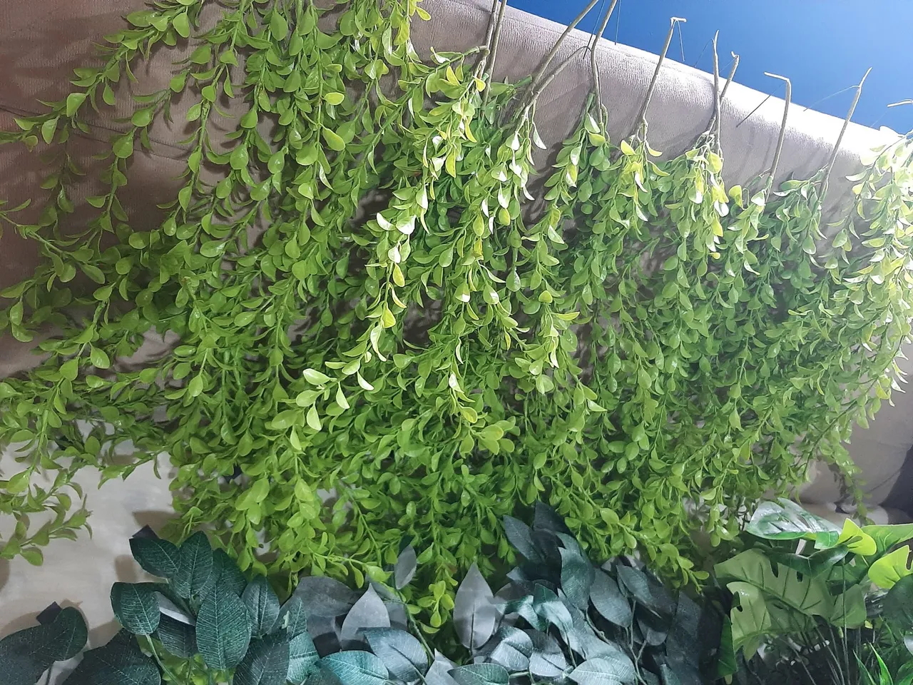 Plantas Artificiais Pendentes - Decoração Verde