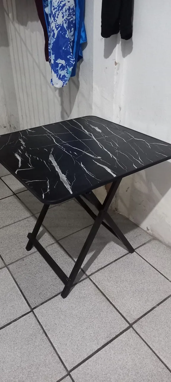 Mesa dobrável nova!