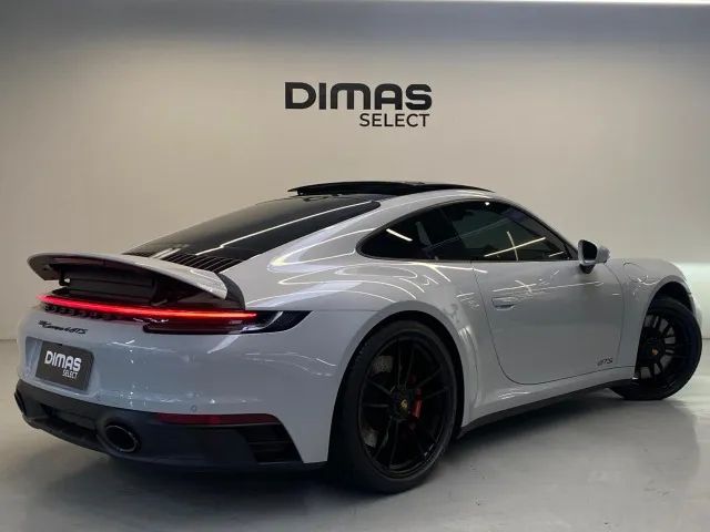 Porsche 911 Carrera 4 GTS 2024  - Foto 4