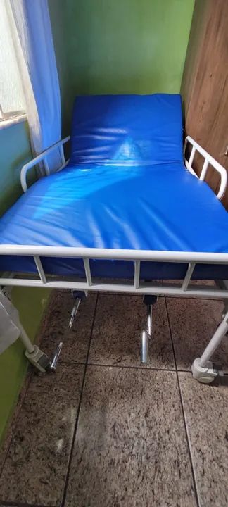 Cama hospitalar com colchão impermeável - Foto 4
