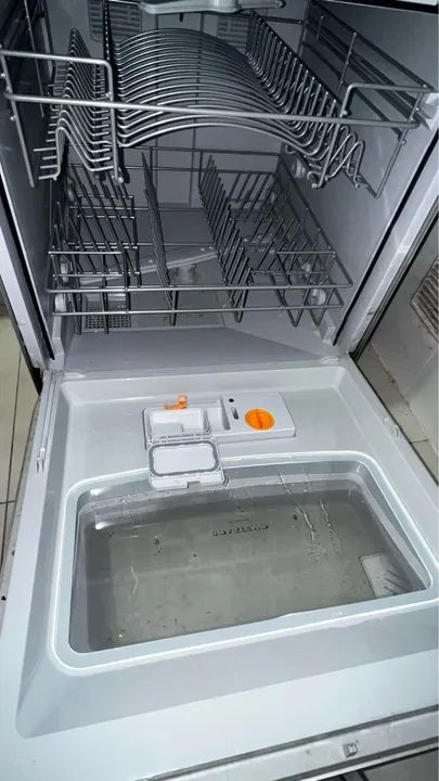 Lava Louças Brastemp - 8 Serviços - Prata - Foto 2