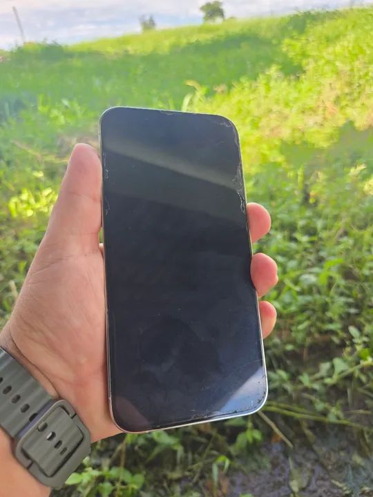 Apple IPhone 13 PRO MAX NA CAIXA Aceito troca passo cartão - Foto 2