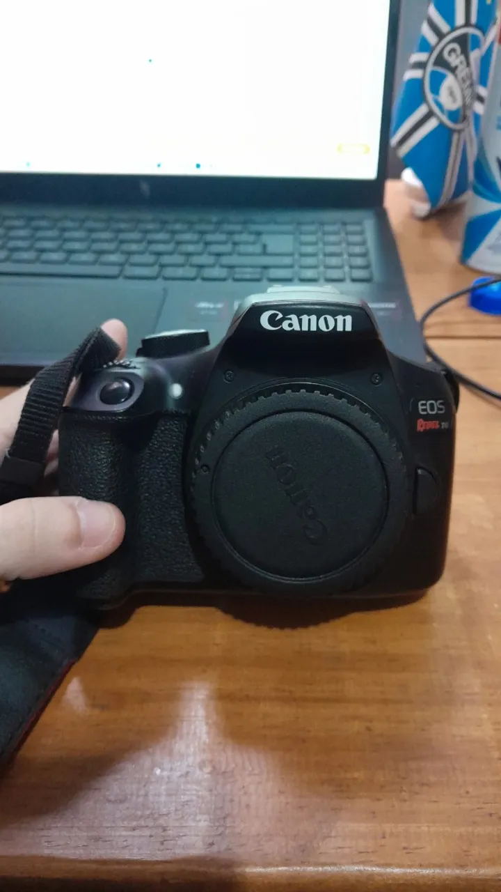 Canon t6 + lentes 18 - 55, 18 - 135 e 55 - 250