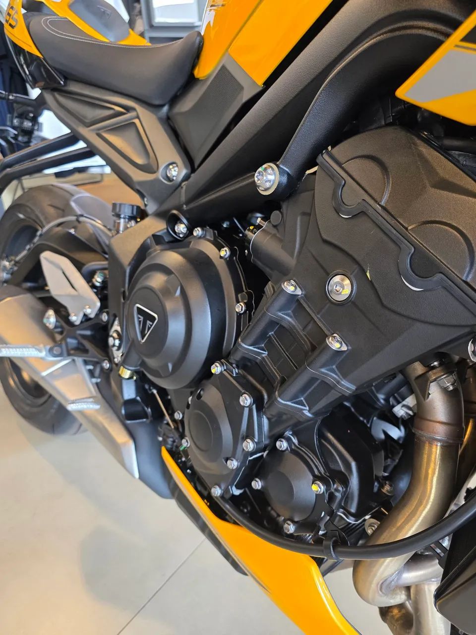 Street Triple 765 RS 0km - Foto 7