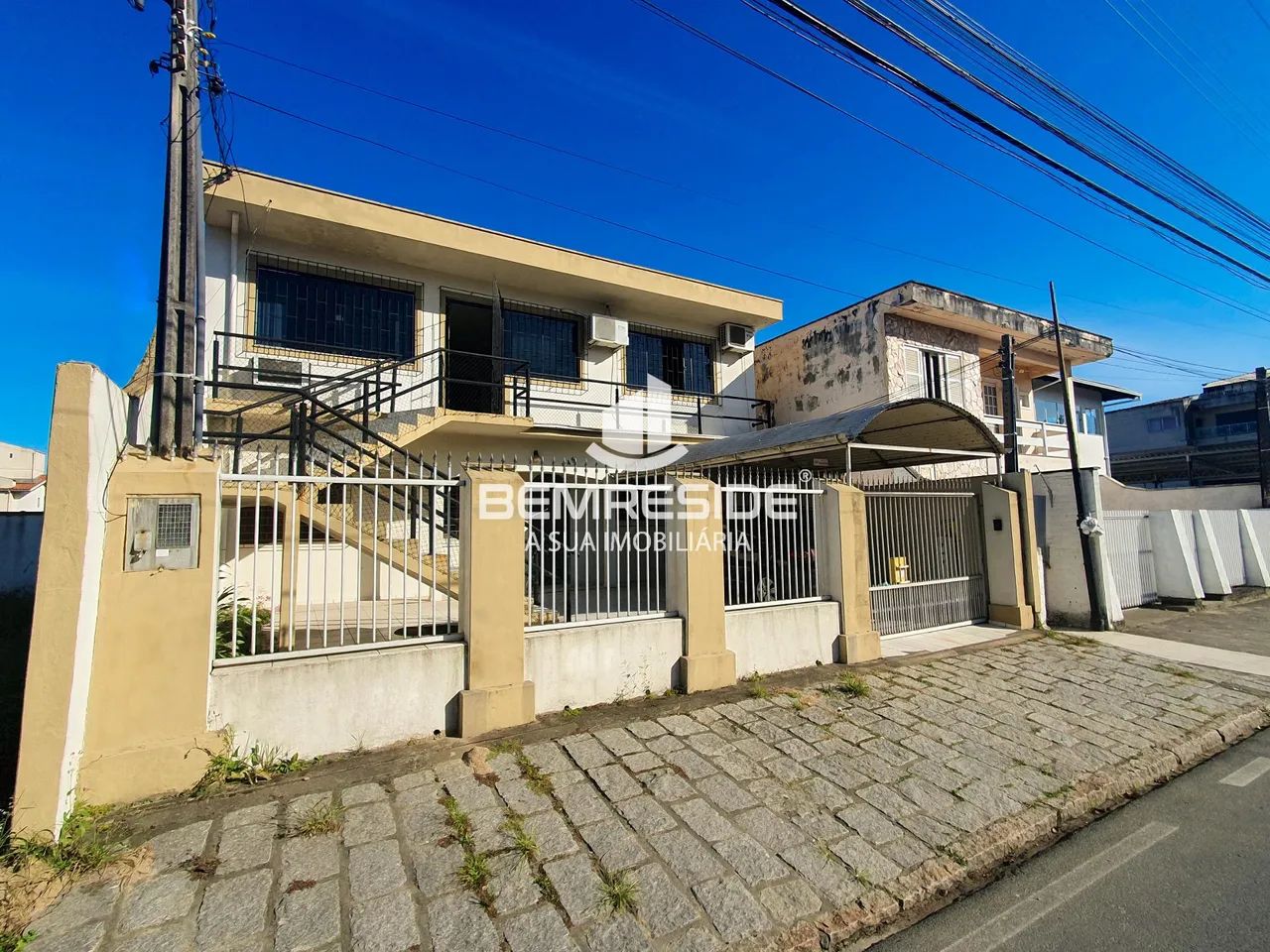 Prédio comercial com amplo espaço no bairro Oficinas próximo ao Giassi - Foto 2