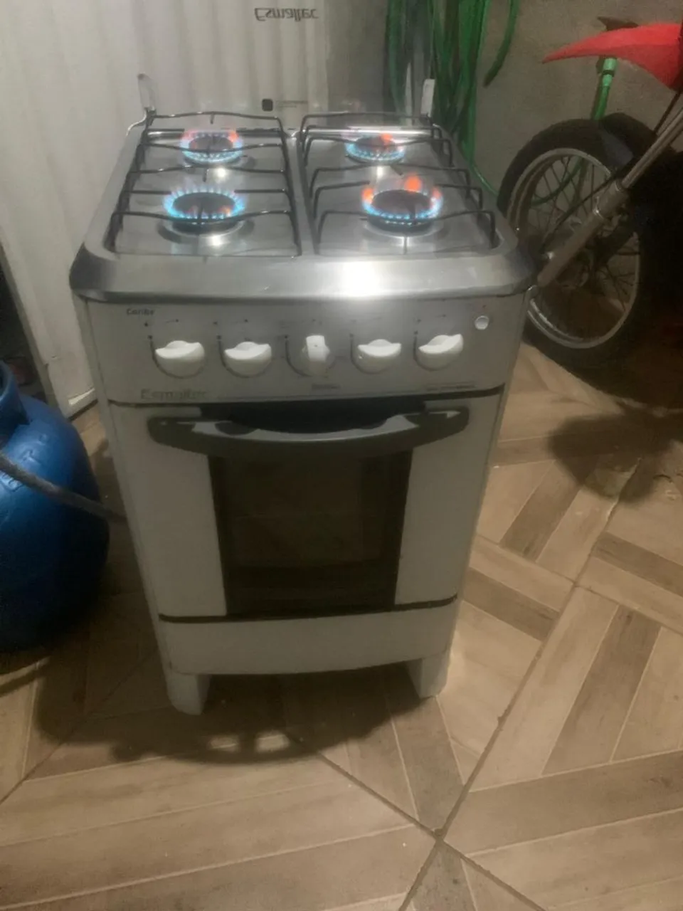 Fogão Esmaltec 4 Bocas com Forno