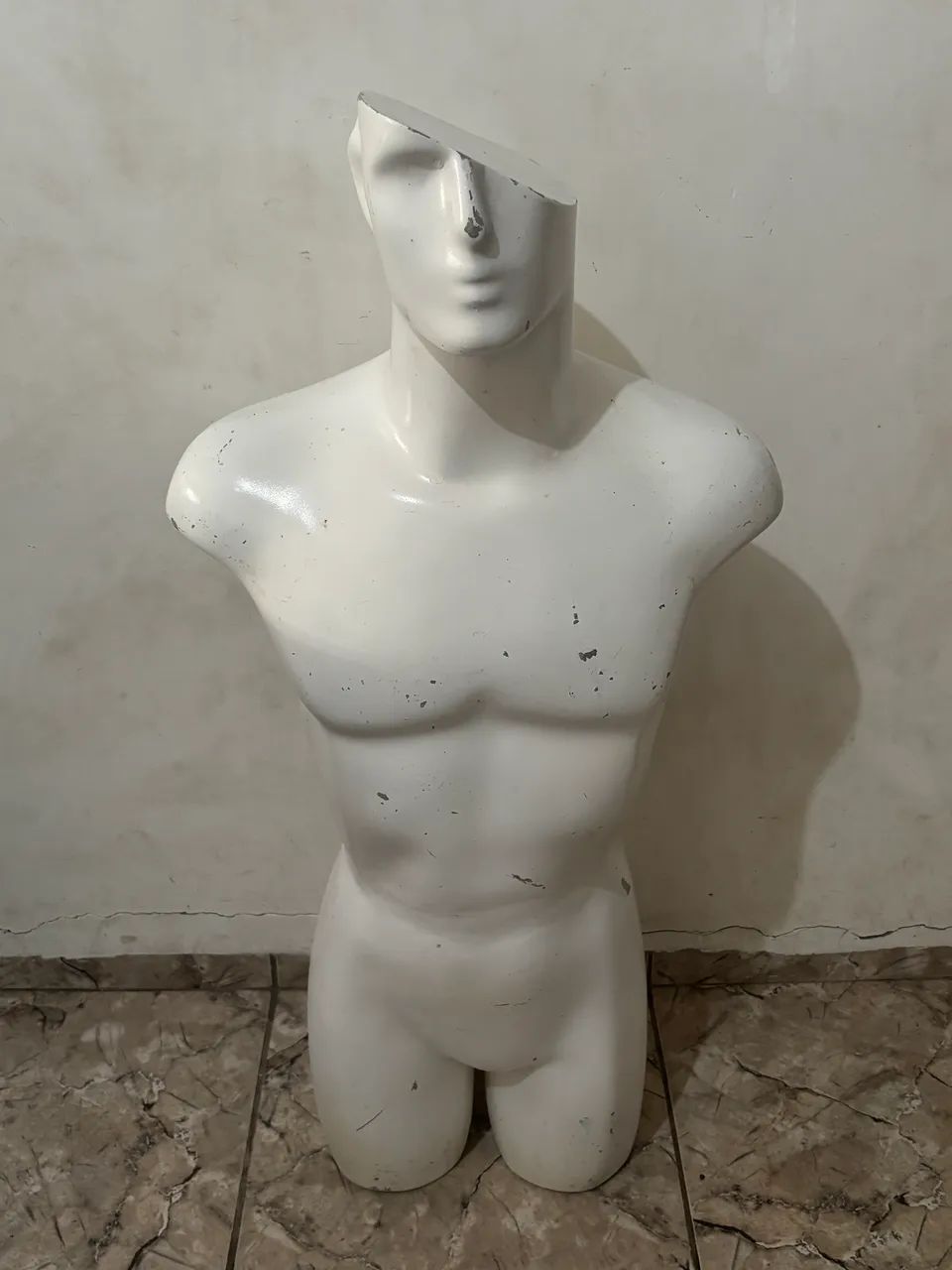 Manequim masculino meia perna fibra - Foto 2