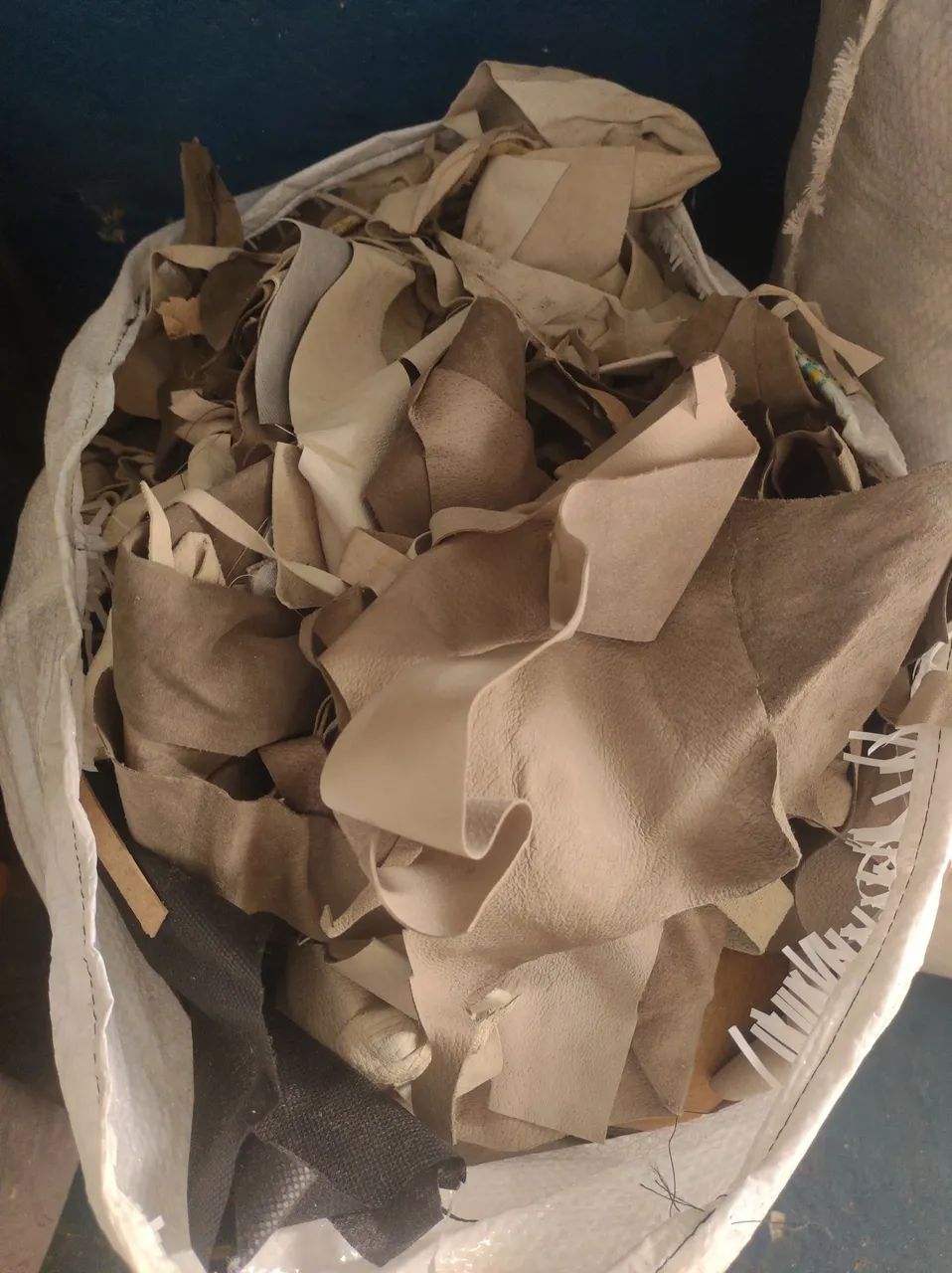 Retalhos de couro  - Foto 2