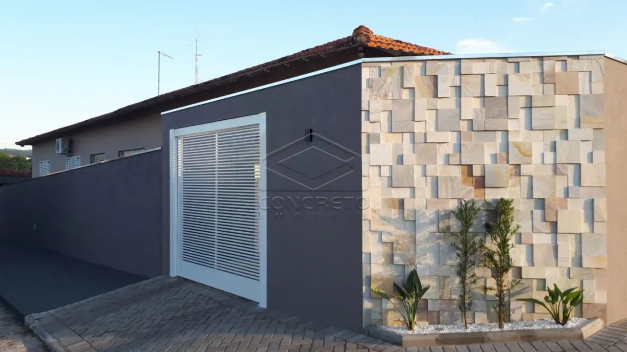 Ótima casa com 3 dormitórios sendo 1 suíte - PROFESSOR SIMÕES!