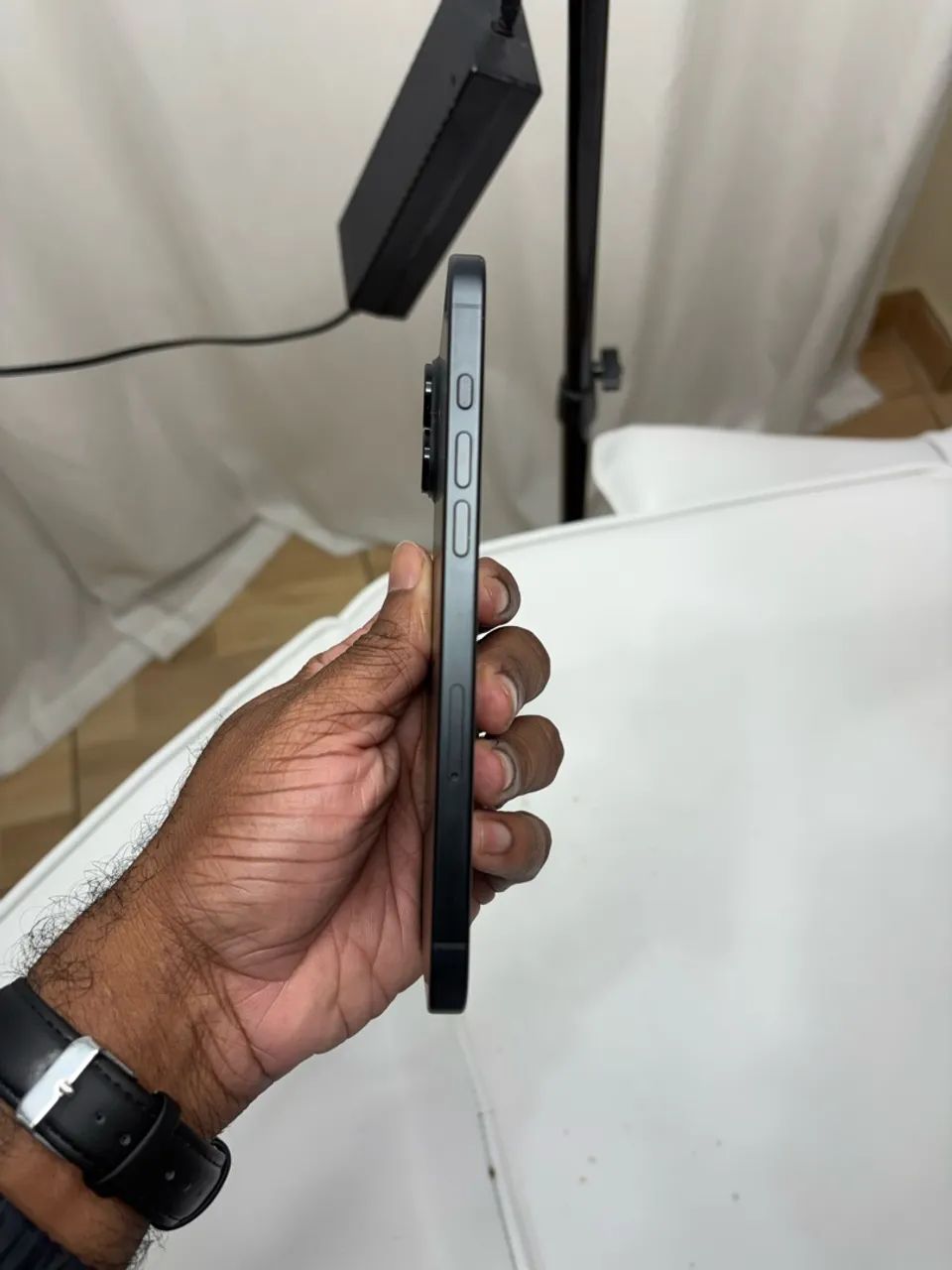 IPHONE 16 PLUS 128 GB  - Foto 3