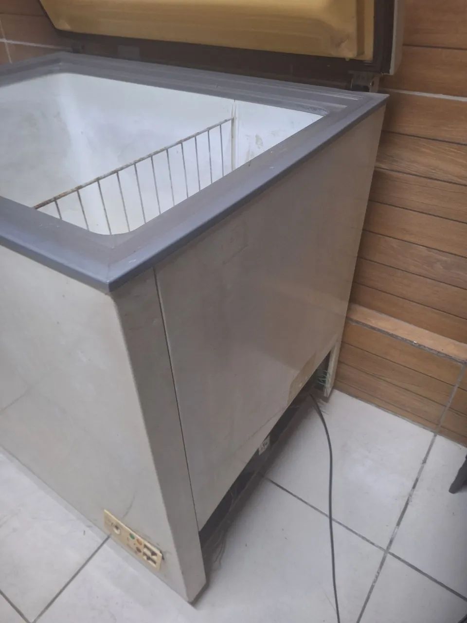 Freezer Horizontal Cônsul 310 Litros - Foto 4