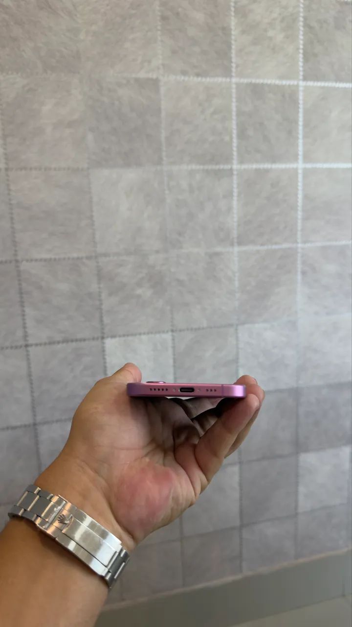 iPhone 16 128 gb rosa semi novo  - Foto 3