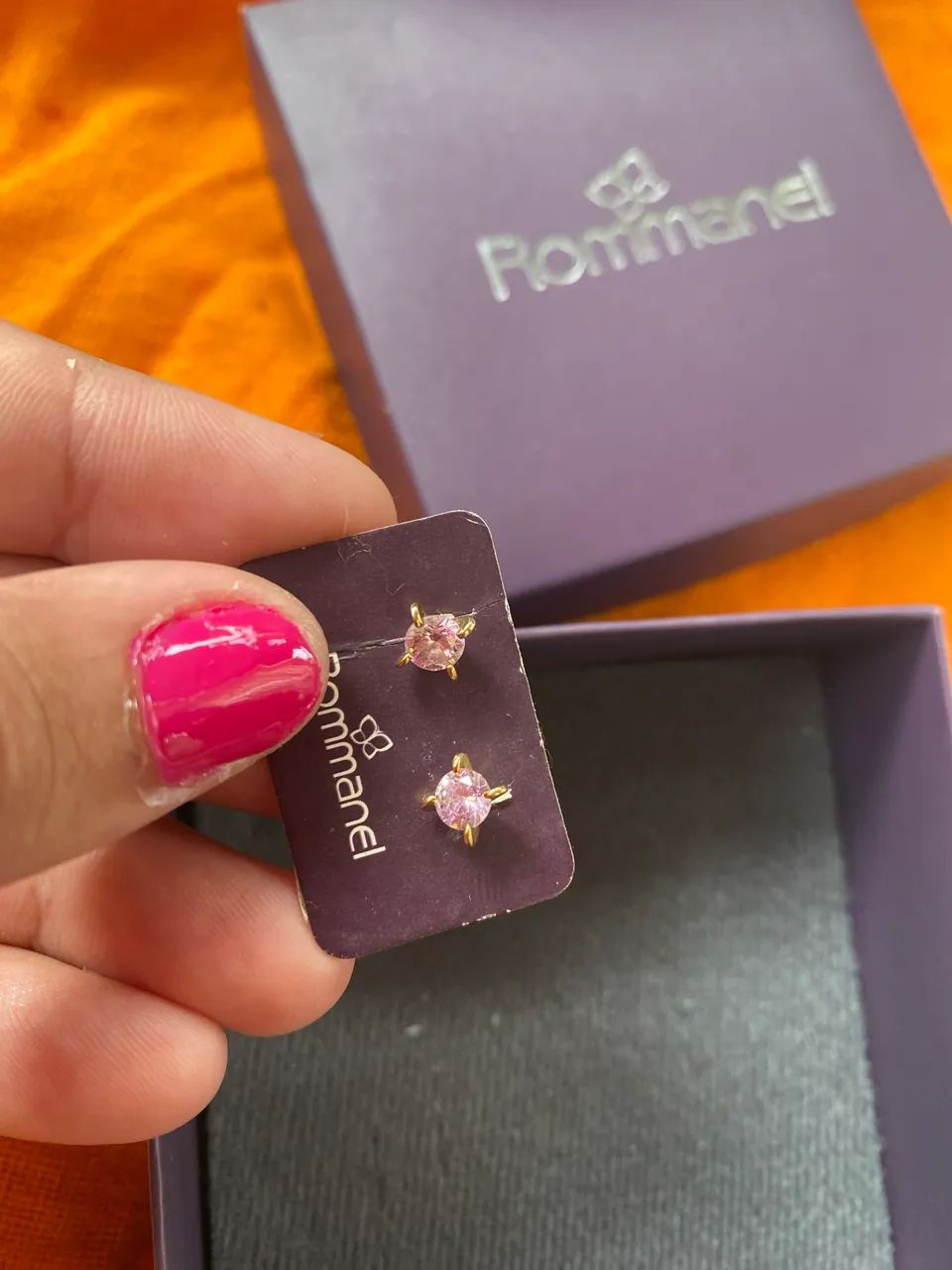 Brinco Romannel zircônia rosa
