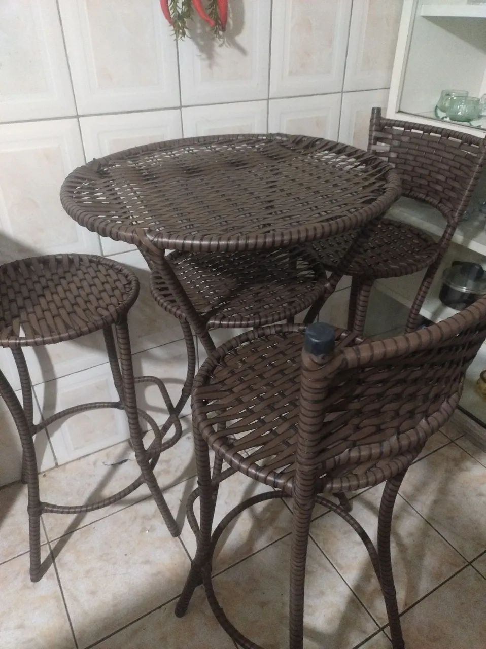 3 banqueta e mesa