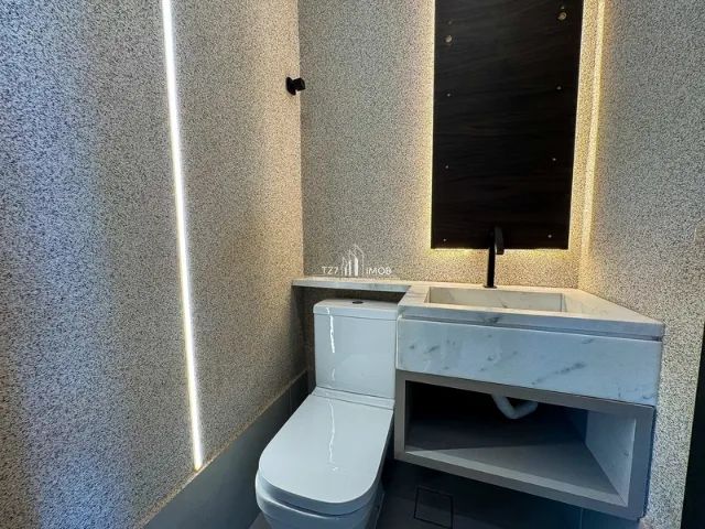 Sobrado com 4 suítes plenas, incluindo uma térrea e uma master com closet. - Foto 8