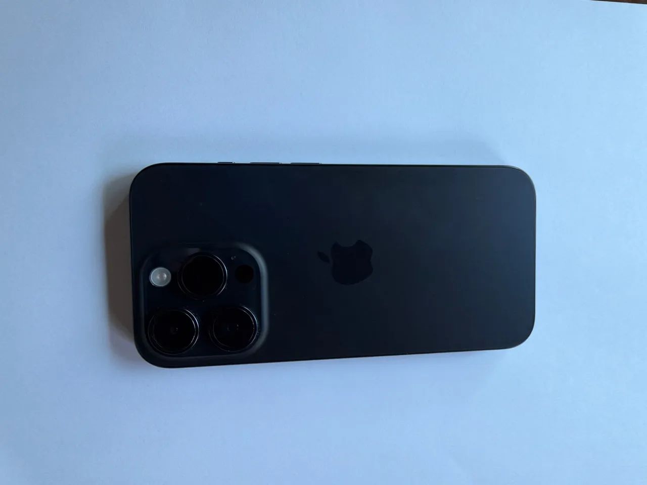 iPhone 15 pro 256 gb  - Foto 3
