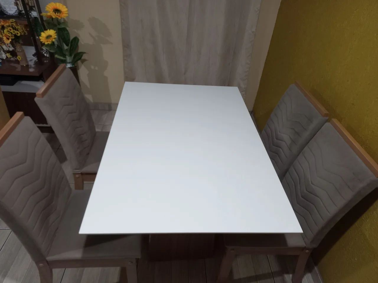 Mesa disponível para venda - Foto 4