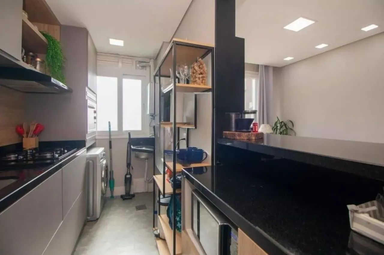 Apartamento semi mobiliado 2 dormitórios bairro Jardim Sabará - Foto 12