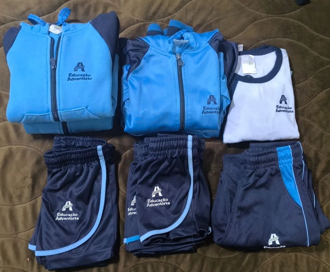 Vendo uniformes usados Colégio Adventista