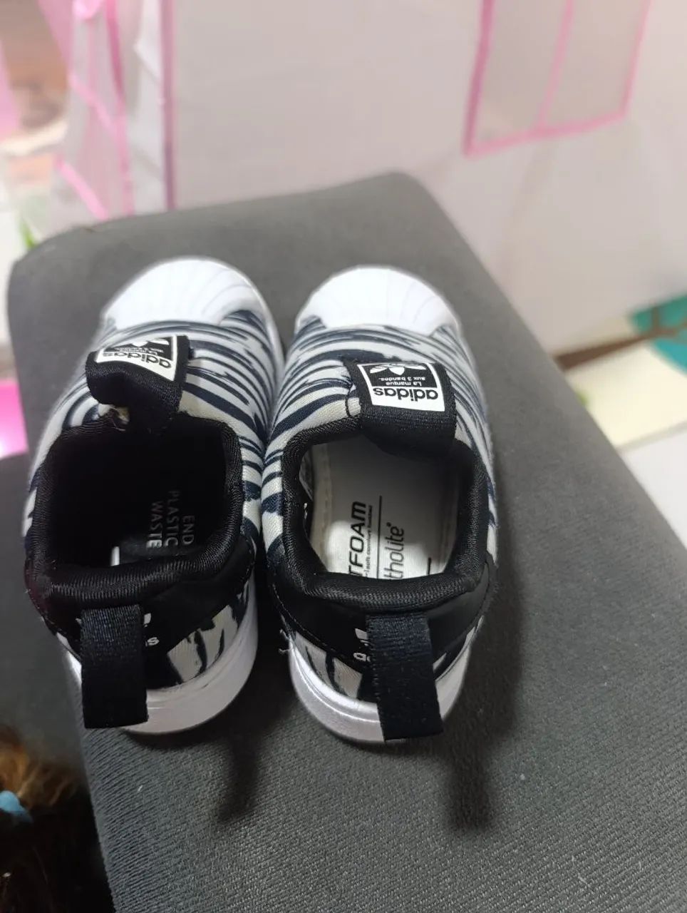 Vende-se tênis de bebê originais  - Foto 3