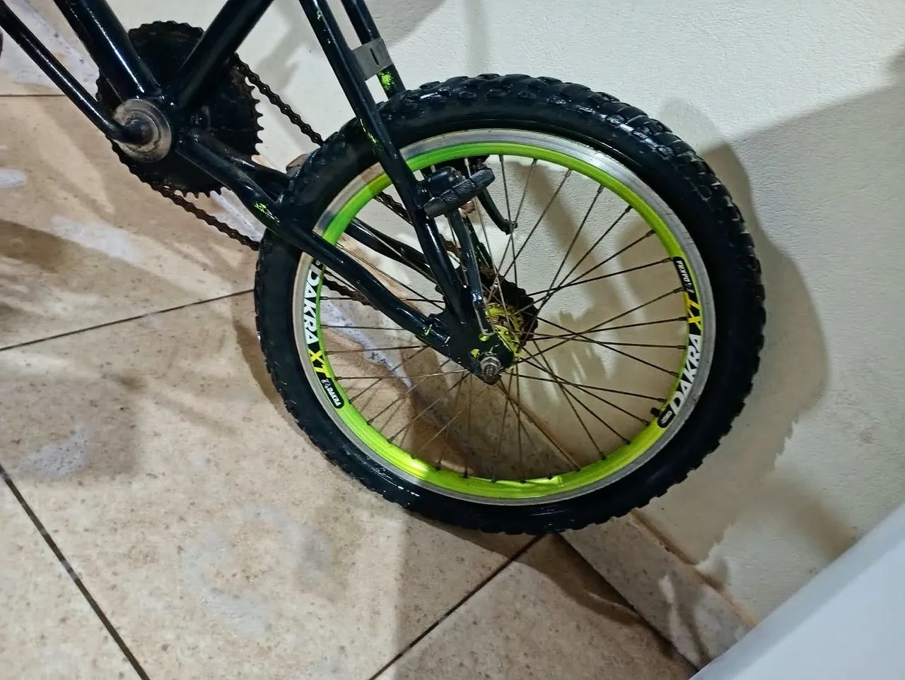 Bicicleta semi nova  - Foto 2