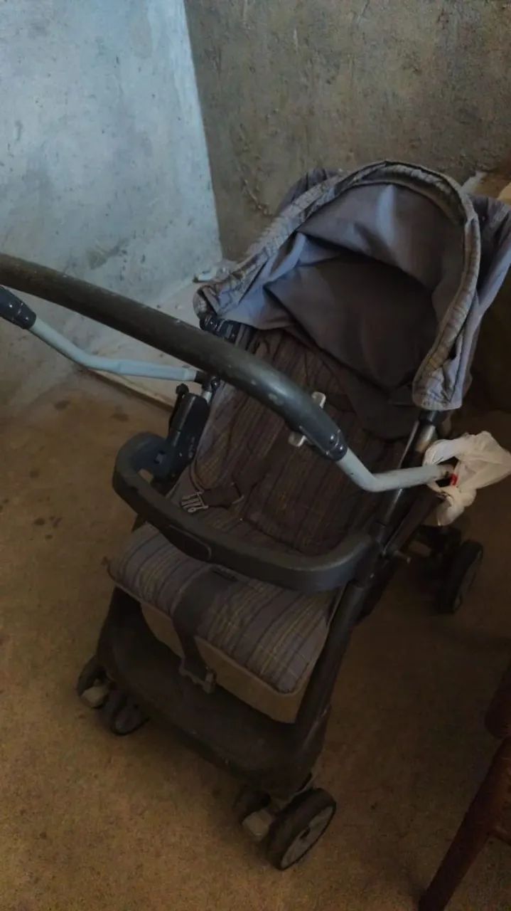 Carrinho de bebê burigotto 