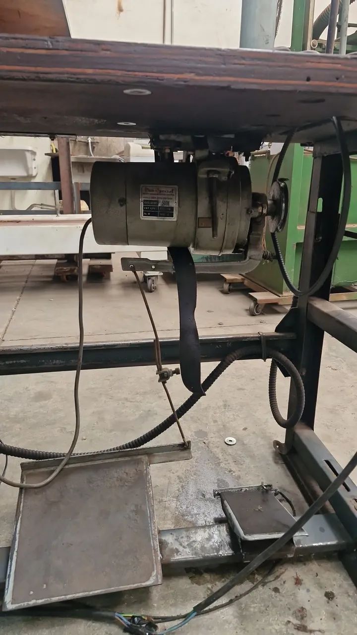 Mesa com.motor para maquina de costura  - Foto 2