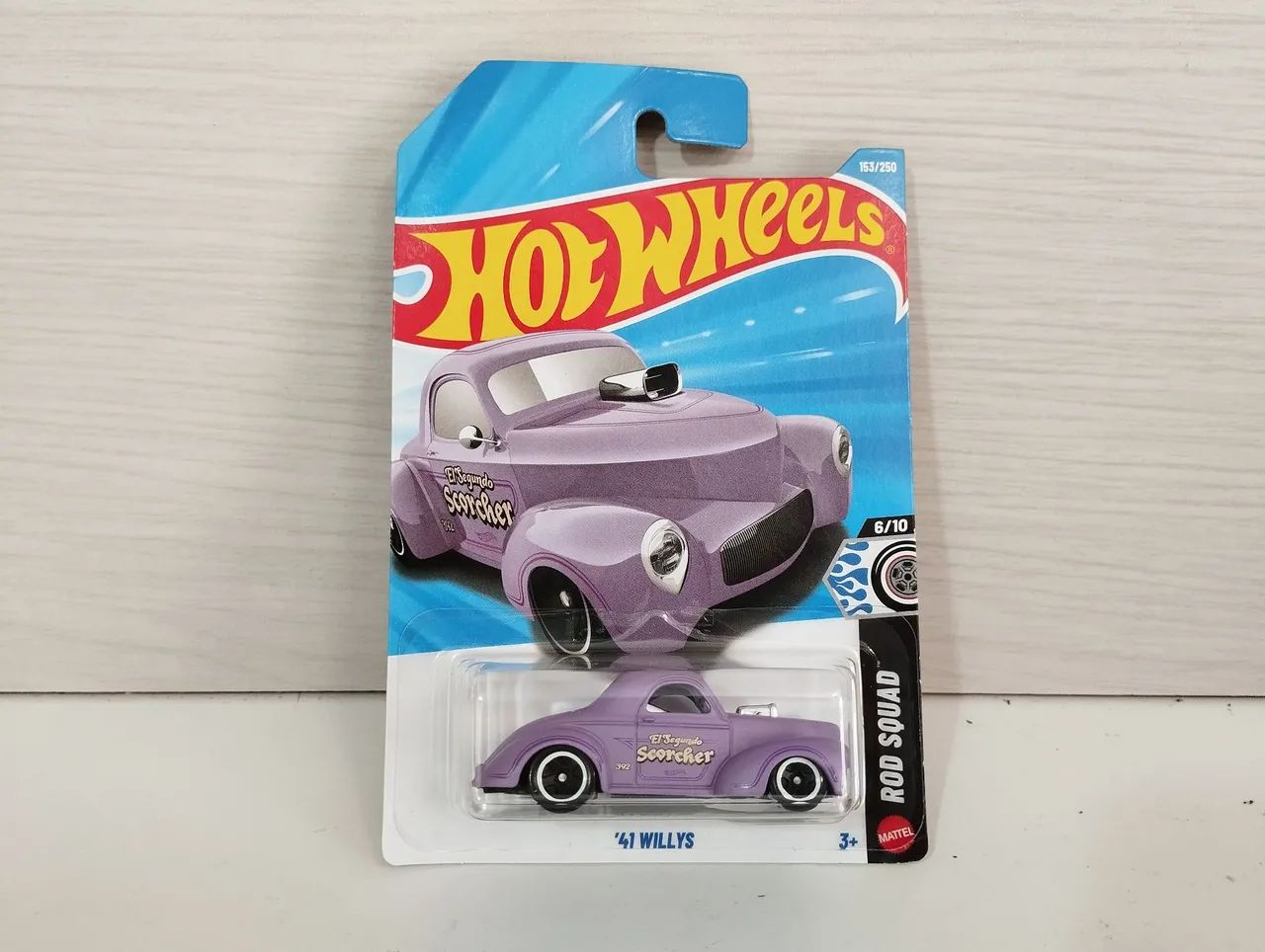 Miniatura Willys Hotwheels. 