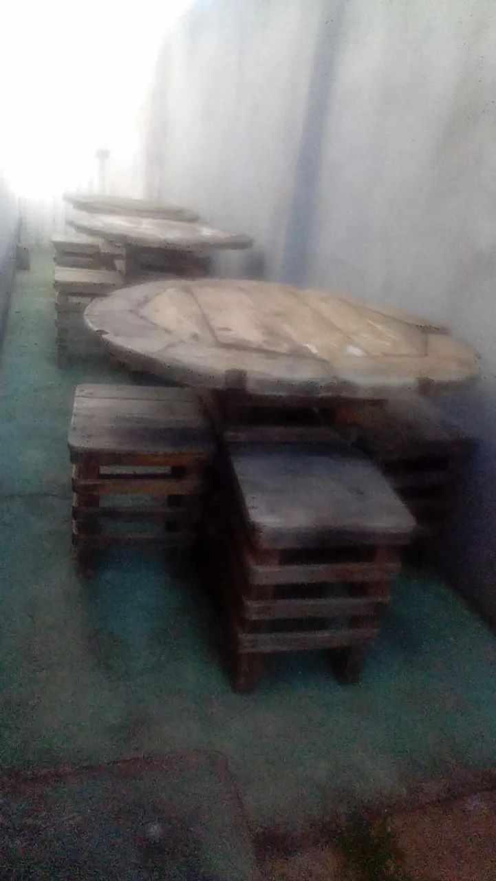 Conjunto de mesas 