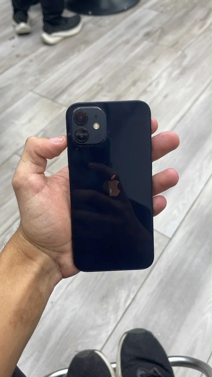 Iphone 12 - Foto 3