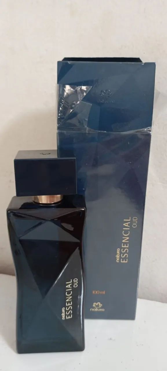 Perfume natura essencial oud