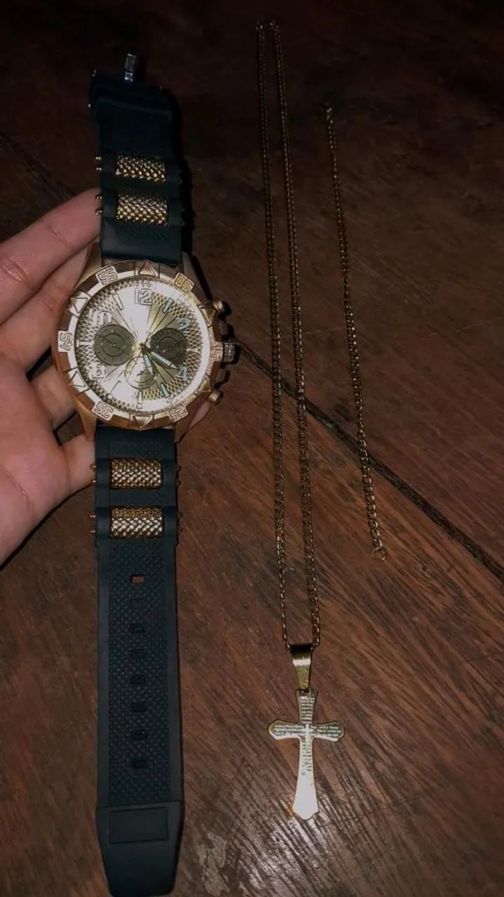 Vende-se conjunto de relógio mais cordão e pulseira - Foto 2