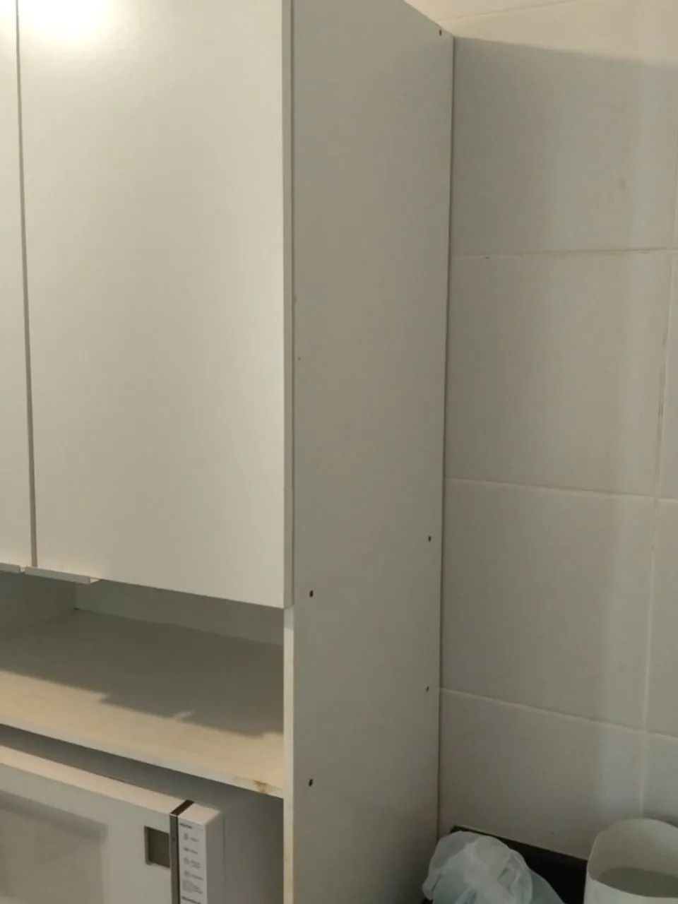 Paneleiro alto branco com nicho para micro-ondas - Foto 5