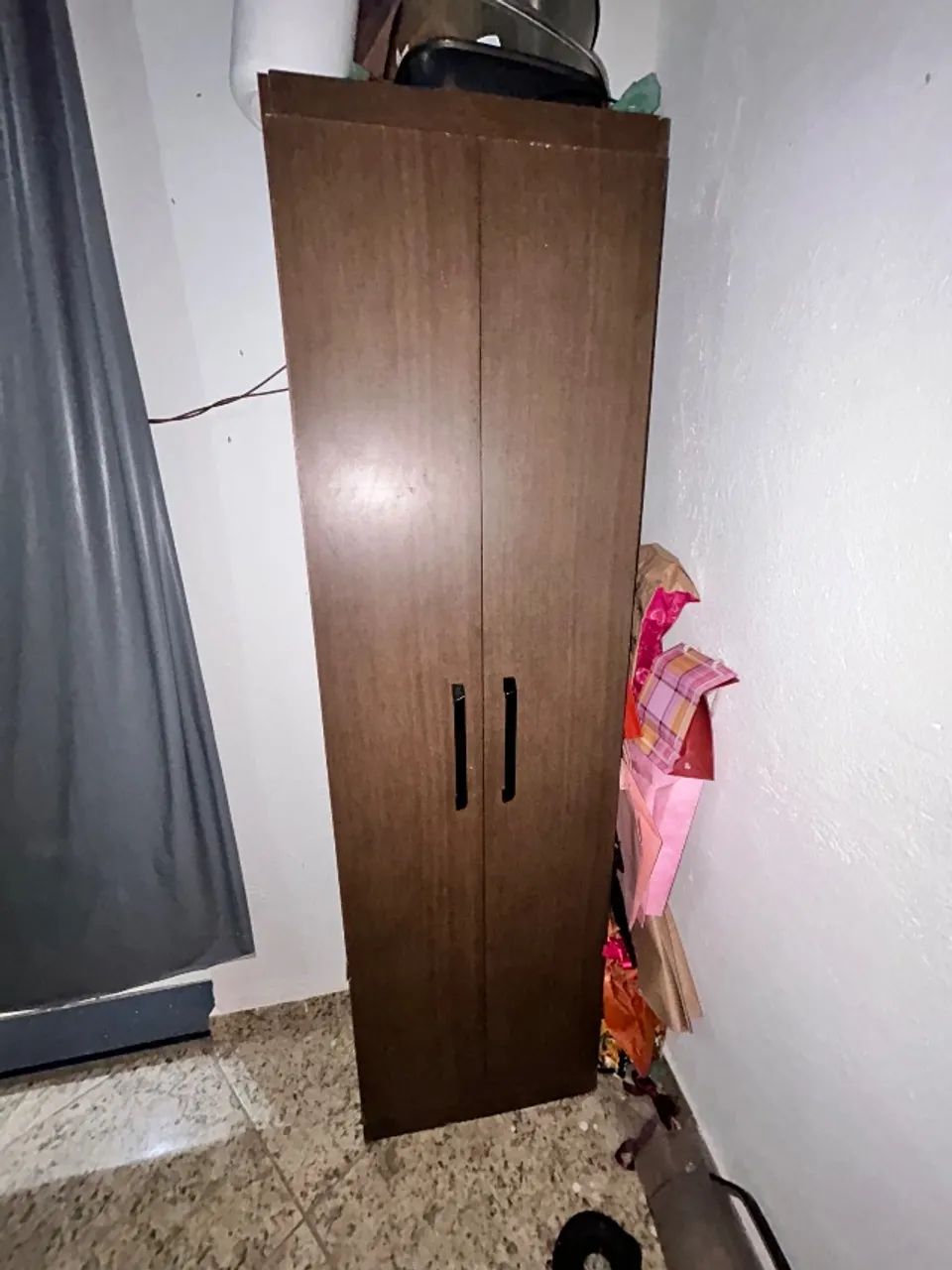 Sofá de Couro / Armário Multiuso  - Foto 5