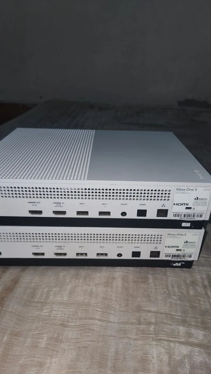 Xbox one S para retirada de peças 65735157479555122