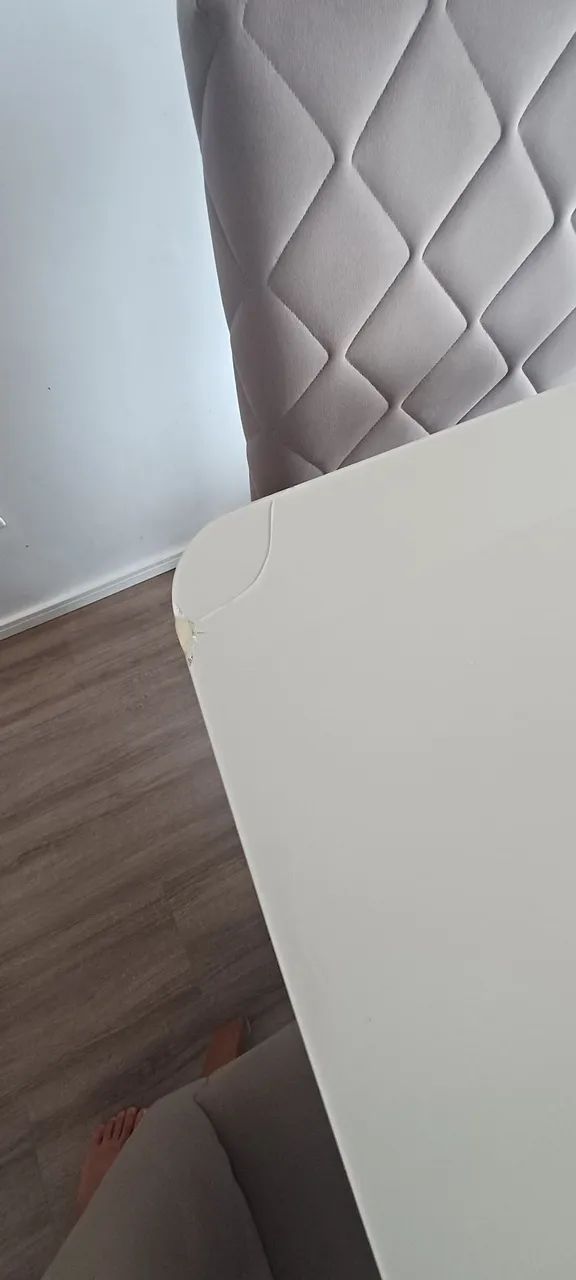 Mesa de Jantar 6 Lugares com Tampo de Vidro e Cadeiras Estofadas - Foto 3
