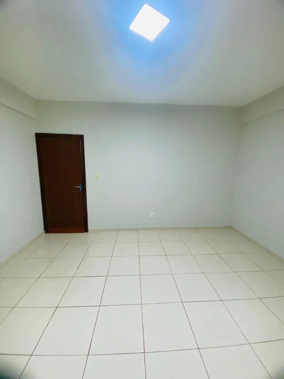 ALUGA APT DE 1 QUARTO COM VARANDA RUA 8 VICENTE PIRES - Foto 4