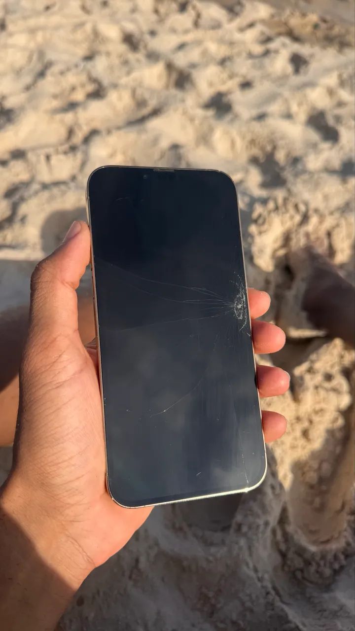 Iphone 13 Pro Max 256gb dourado - Foto 4