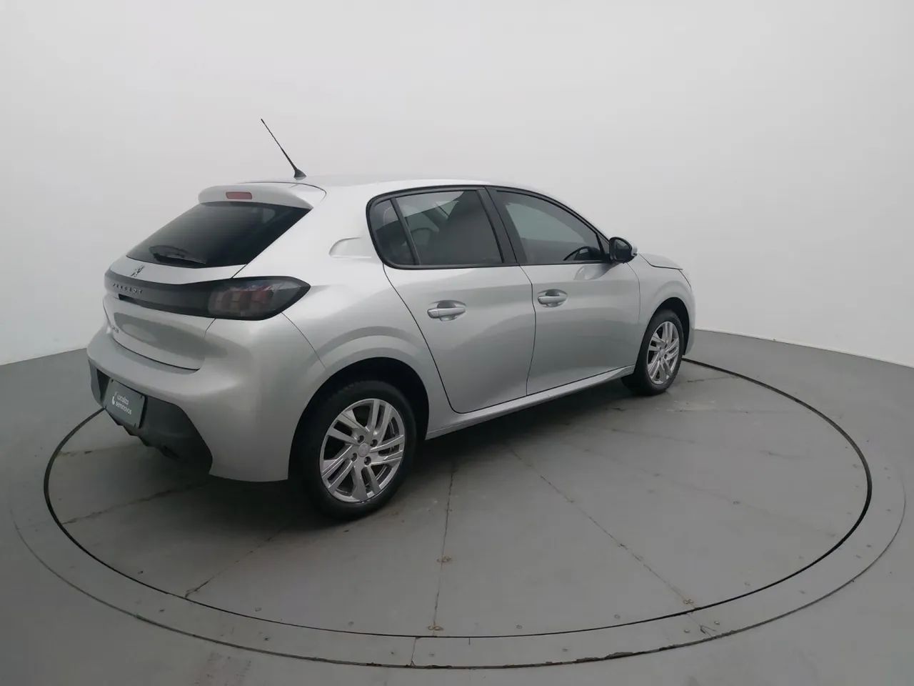 Peugeot 208 Active 1.6 Flex 16V 5p Aut., foto 5 de 18