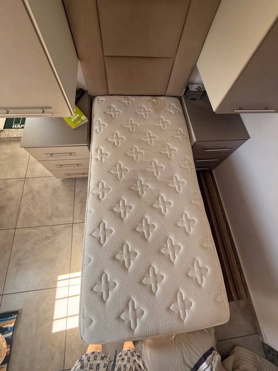 Cama de solteiro 