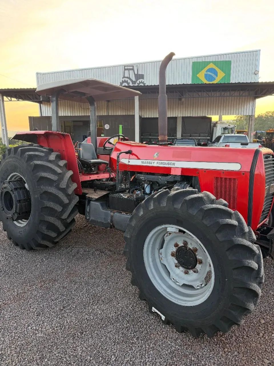 TRATOR MASSEY FERGUSON  - Foto 4