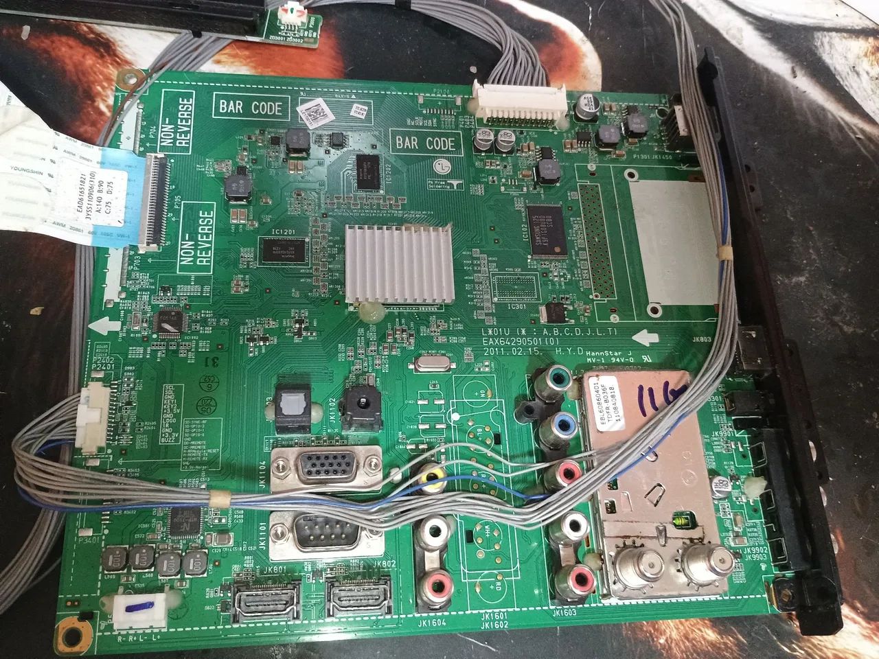 Placa principal e fonte Tv LG-32LK330 vai completa como na foto,leia descrição... - Foto 2