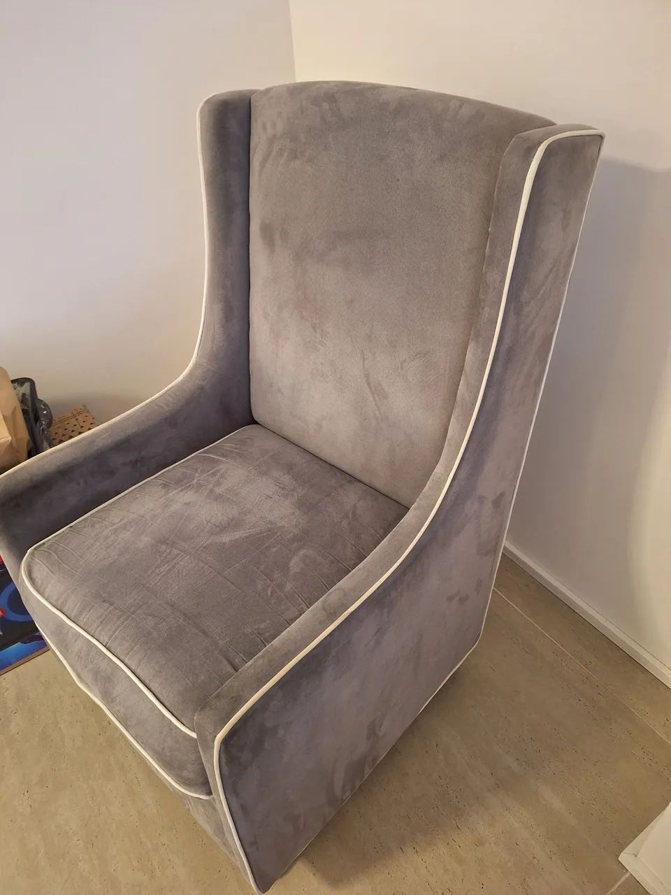 POLTRONA PARA NINAR BEBE