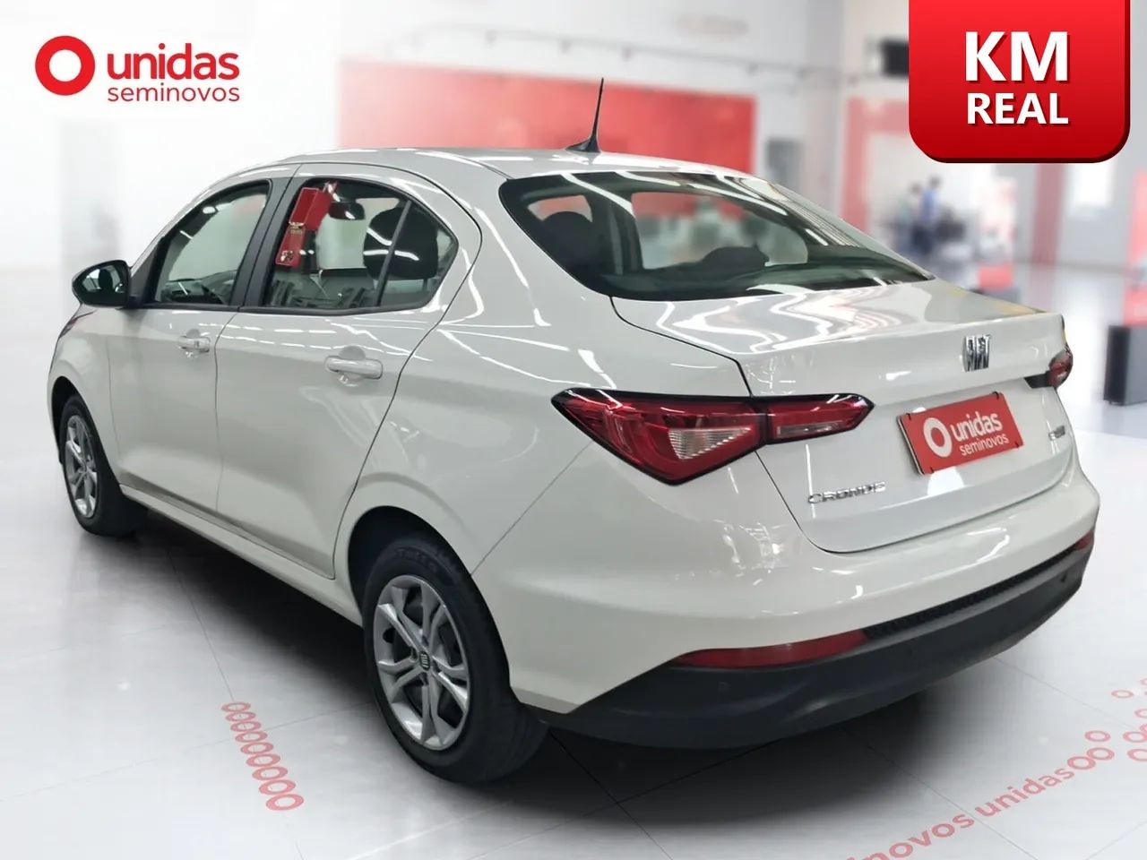Fiat Cronos DRIVE 1.3 8V Flex Aut., foto 3 de 13
