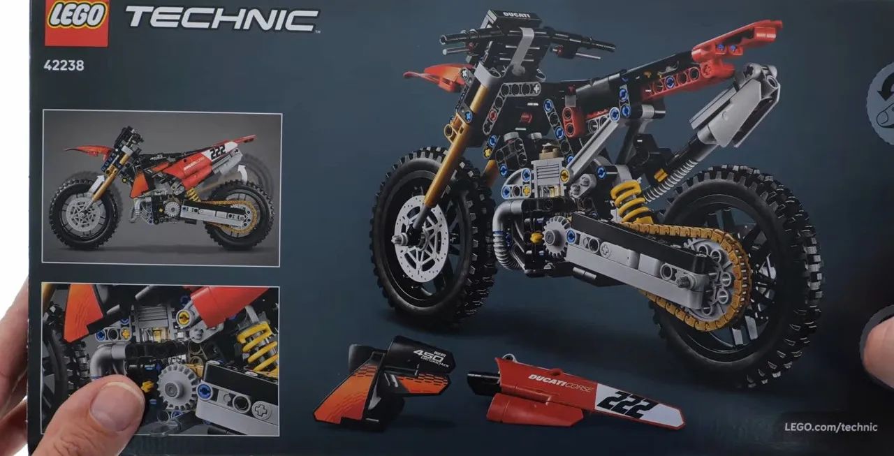 Lego technic 42238 Ducati motocross 457 peças novo e lacrado