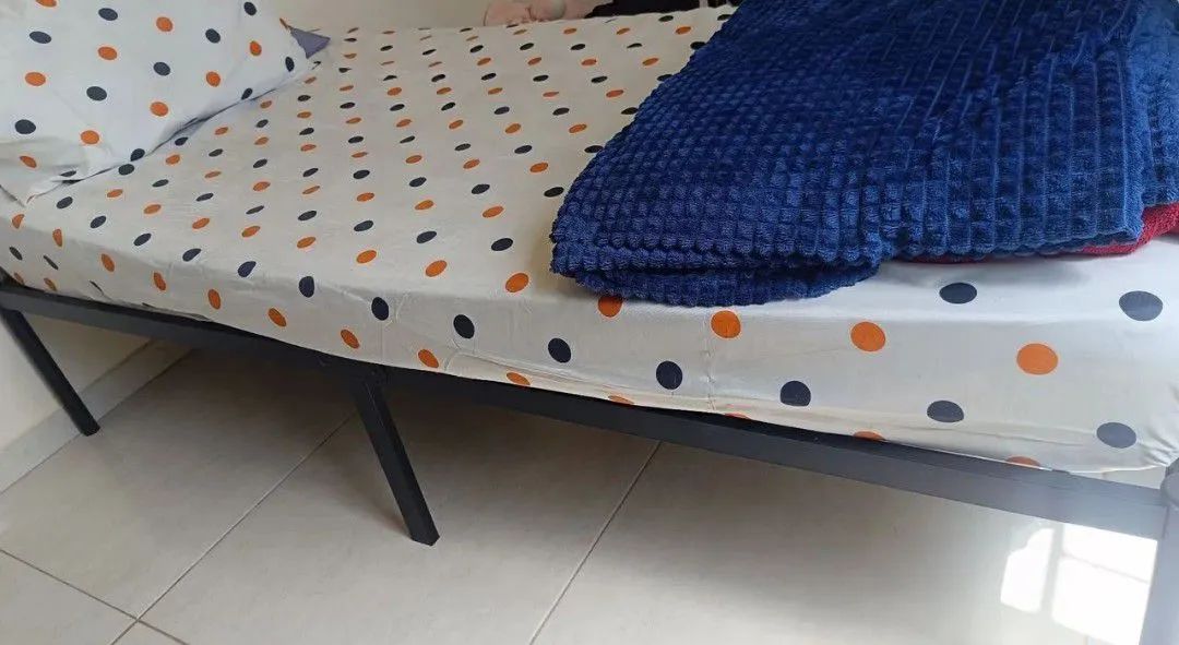 Cama estrado