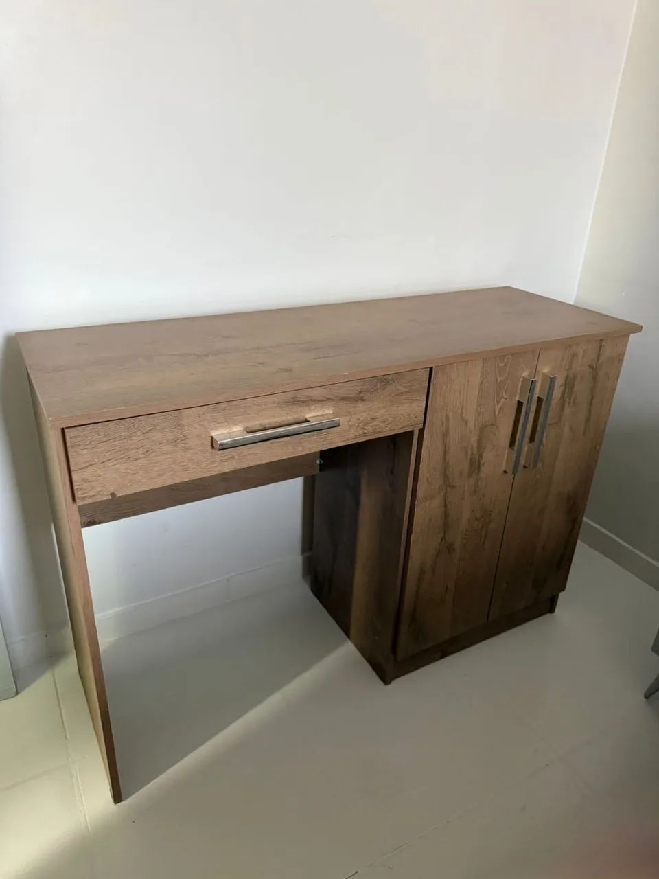 Mesa home office 1,20cm super conservada - Foto 2